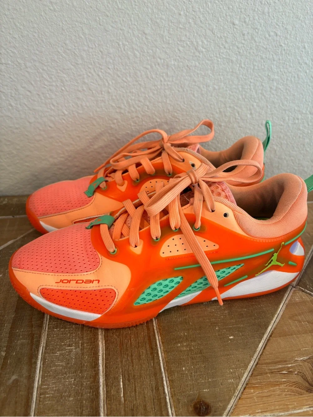 Nike Air Jordan Heir 'Peach Jam' Basketball Shoes. Size 8 Men 9.5 Women